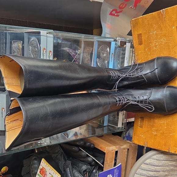 Ariat English Riding Boots - Picture 1 of 8